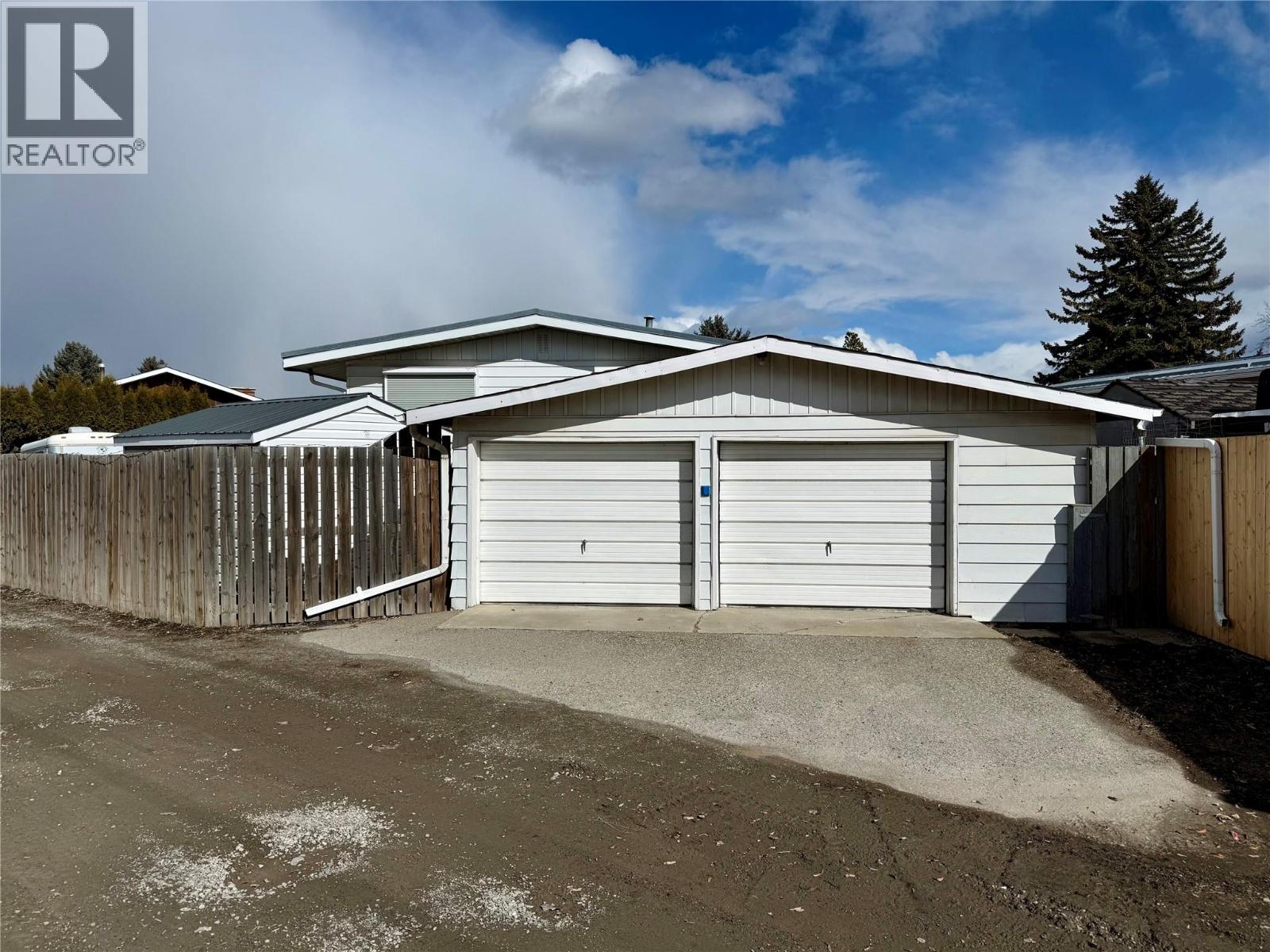 251 21st Avenue N, Cranbrook, British Columbia  V1C 4M6 - Photo 25 - 10379462