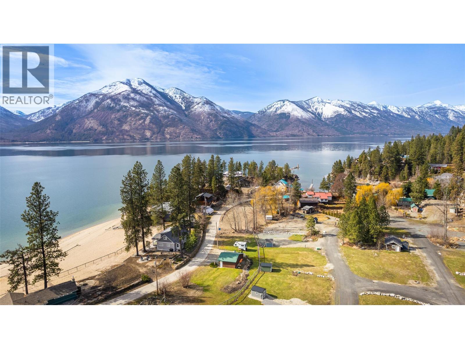 280 Laguna Crescent, Twin Bays, British Columbia  V0B 1A1 - Photo 2 - 10379527