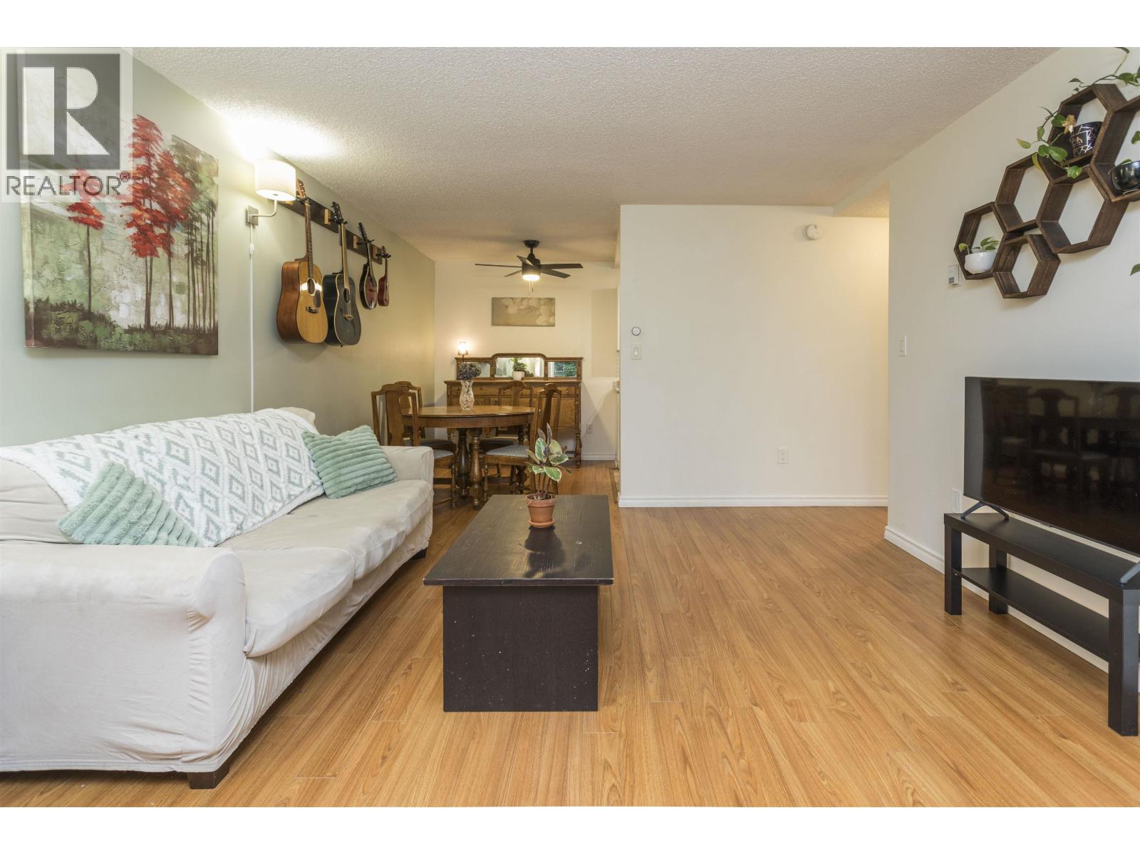 109 3911 Carrigan Court, Burnaby, British Columbia  V3N 4J7 - Photo 4 - R3100743