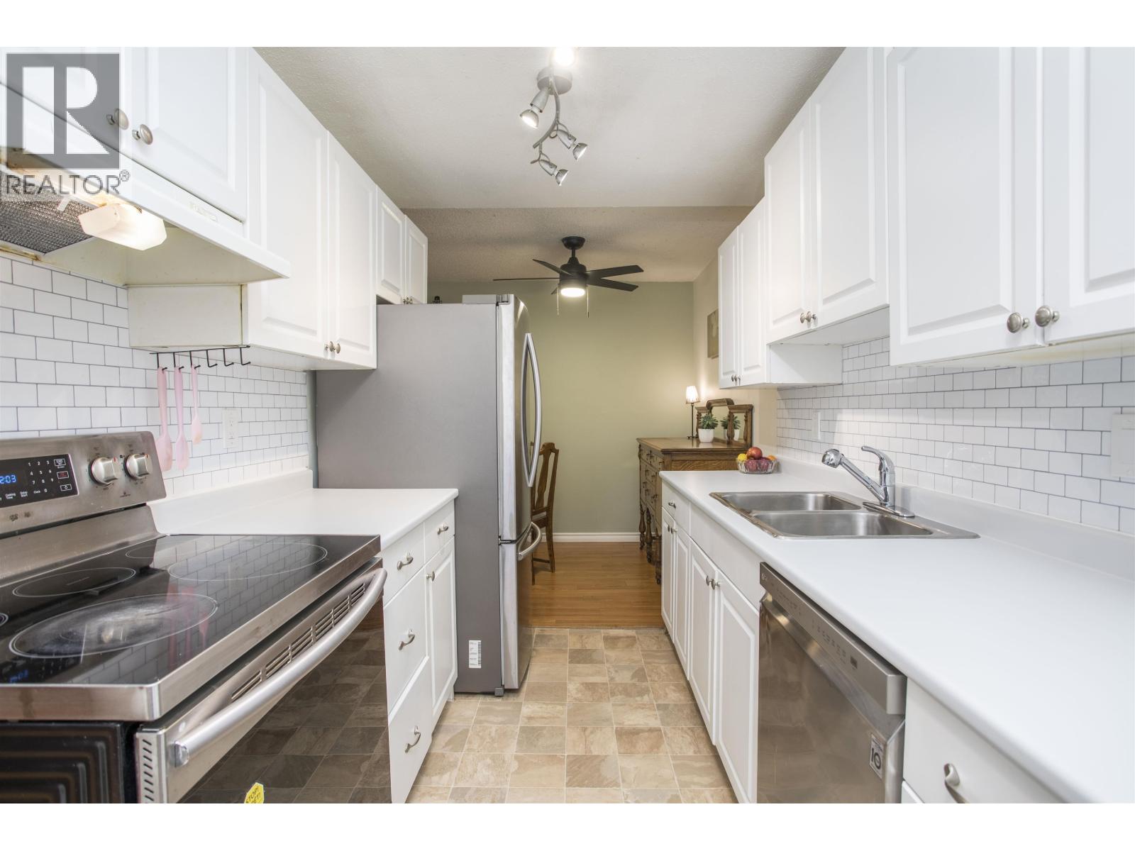 109 3911 Carrigan Court, Burnaby, British Columbia  V3N 4J7 - Photo 8 - R3100743