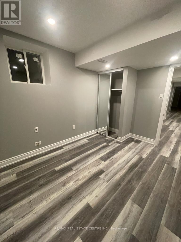 Bsmt - 82 Banbridge Crescent, Brampton, Ontario  L6X 5M1 - Photo 12 - W12892818