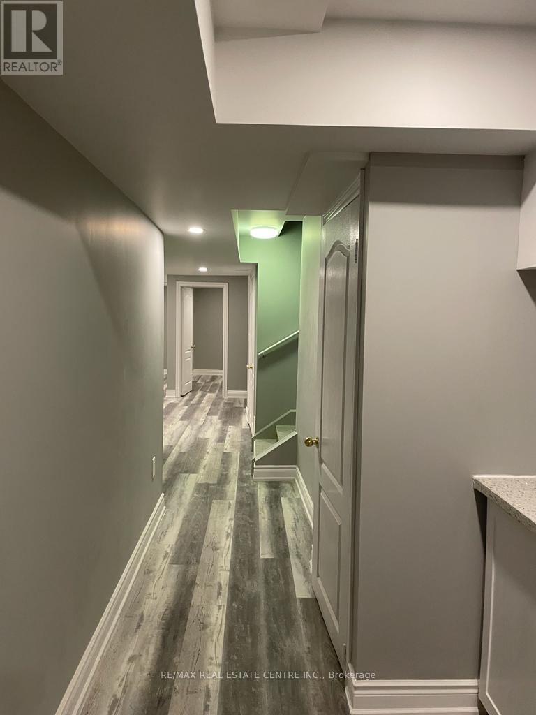 Bsmt - 82 Banbridge Crescent, Brampton, Ontario  L6X 5M1 - Photo 4 - W12892818