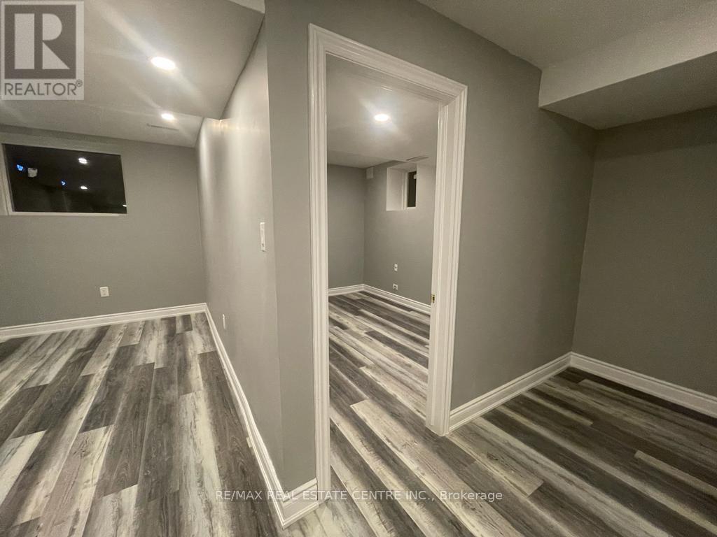 Bsmt - 82 Banbridge Crescent, Brampton, Ontario  L6X 5M1 - Photo 8 - W12892818