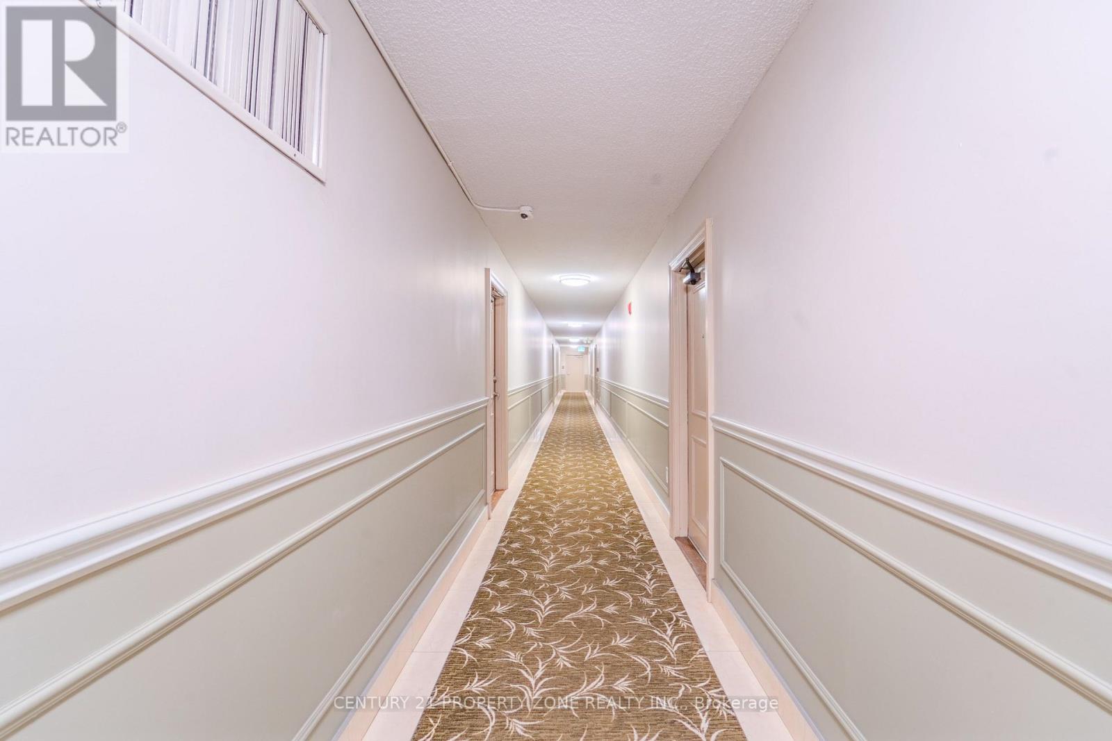 1021 - 1625 Bloor Street Ne, Mississauga, Ontario  L4X 1S3 - Photo 3 - W12893556