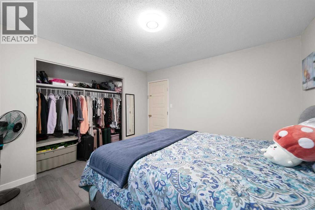 5205 57 Street, Camrose, Alberta  T4V 2Y7 - Photo 11 - A2282505