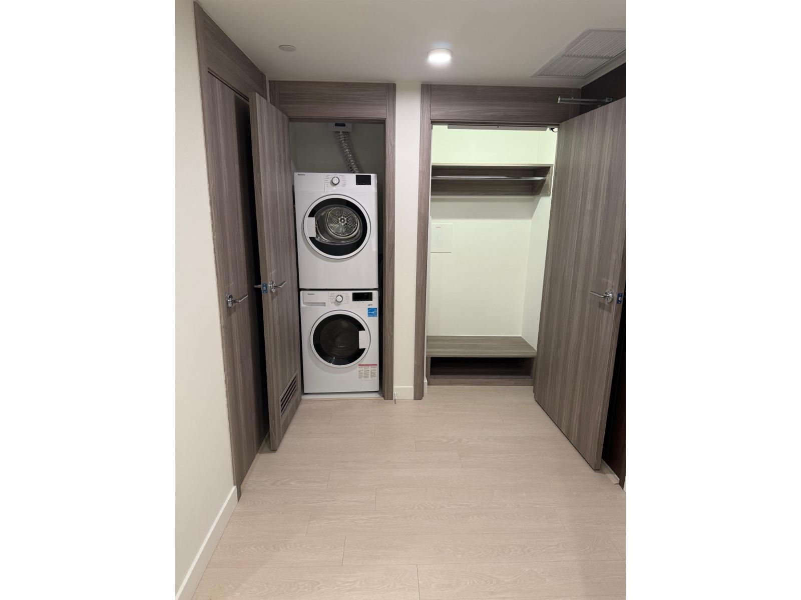 402 13778 100 Avenue, Surrey, British Columbia  V3T 0V3 - Photo 8 - R3099952