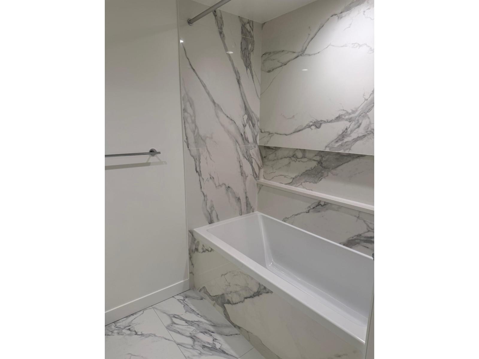 402 13778 100 Avenue, Surrey, British Columbia  V3T 0V3 - Photo 10 - R3099952