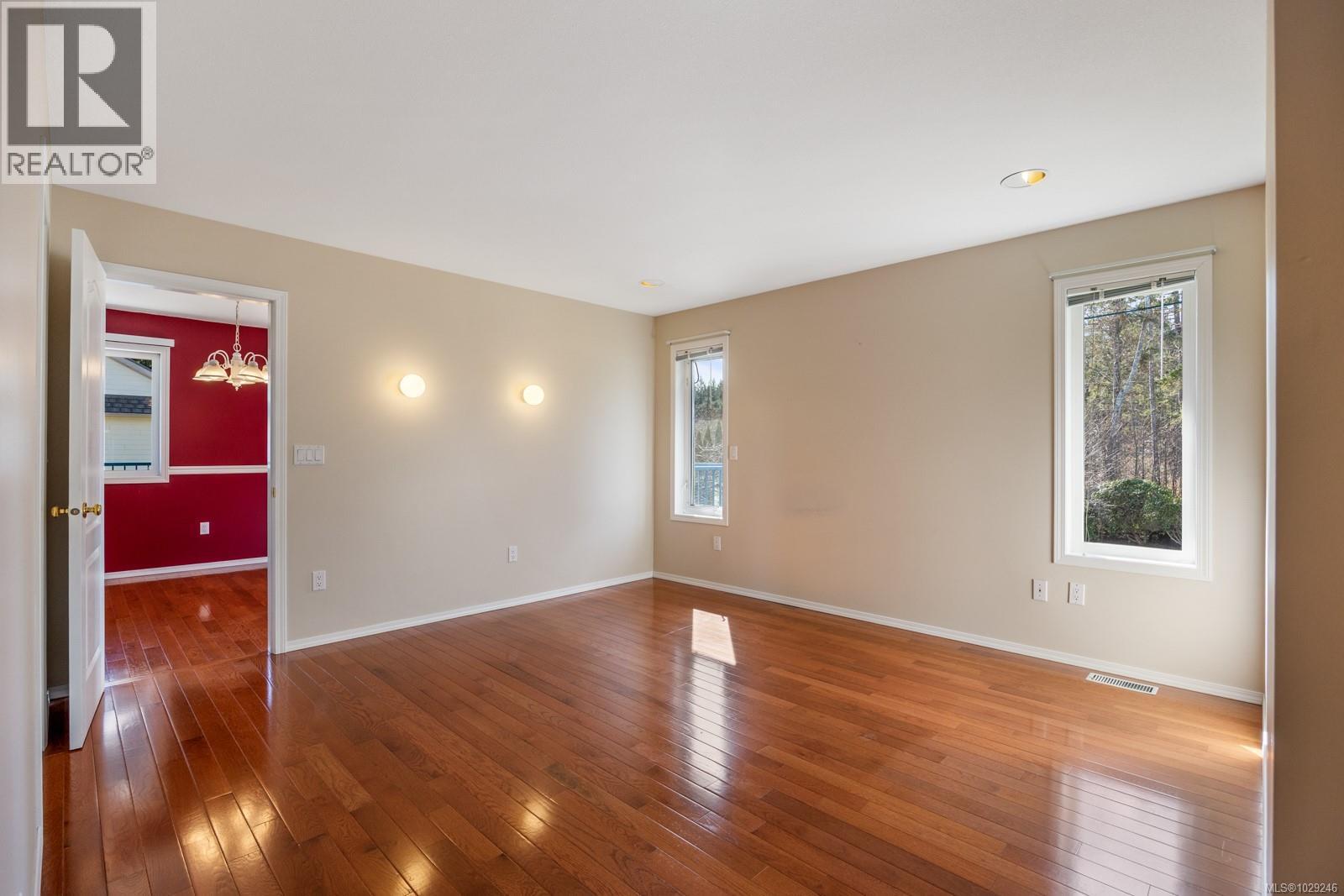 6349 Eagles Dr, Courtenay, British Columbia  V9J 1V4 - Photo 38 - 1029246