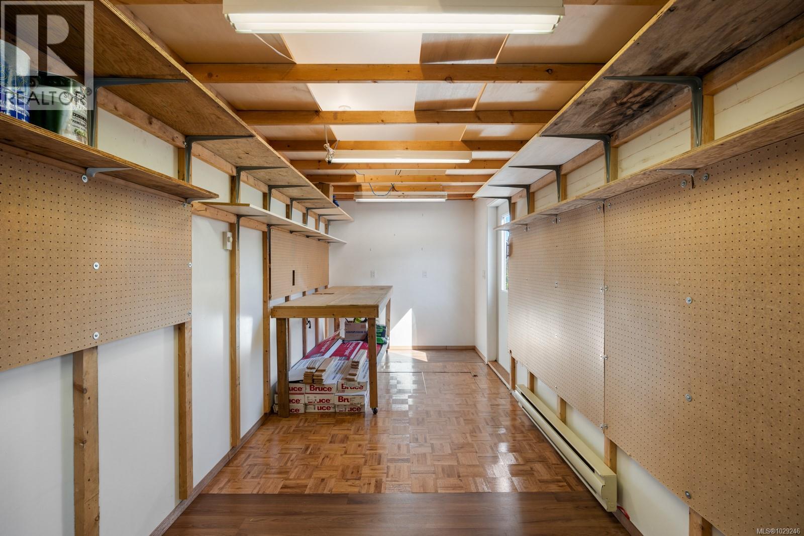 6349 Eagles Dr, Courtenay, British Columbia  V9J 1V4 - Photo 55 - 1029246