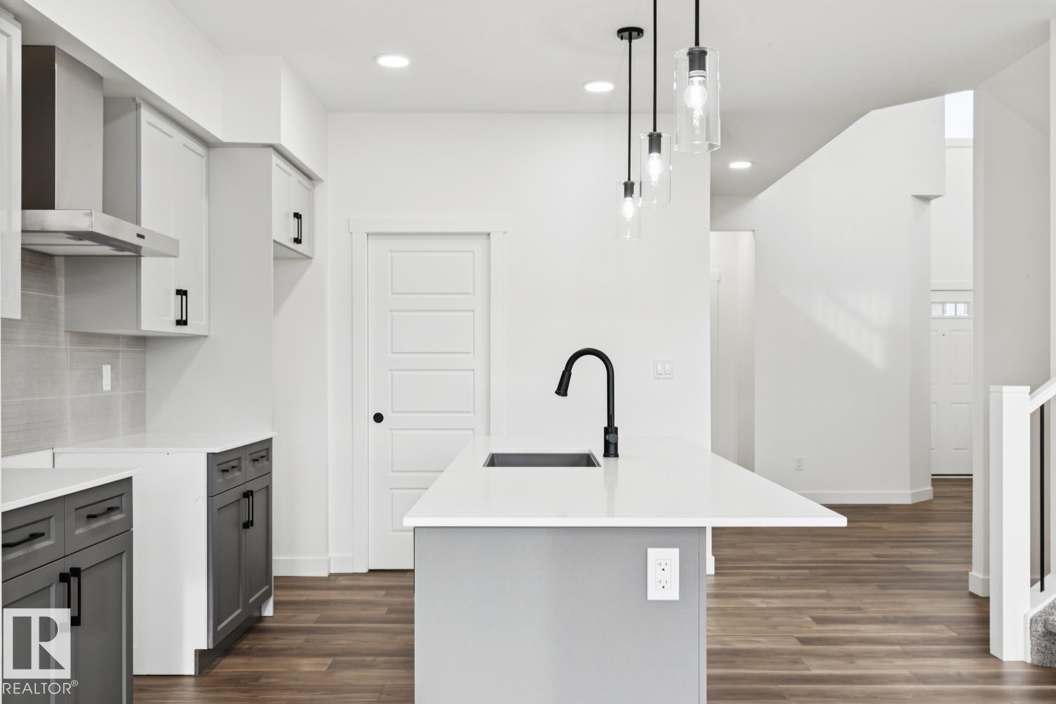 1519 11 Av Nw, Edmonton, Alberta  T6T 2W4 - Photo 13 - E4468956