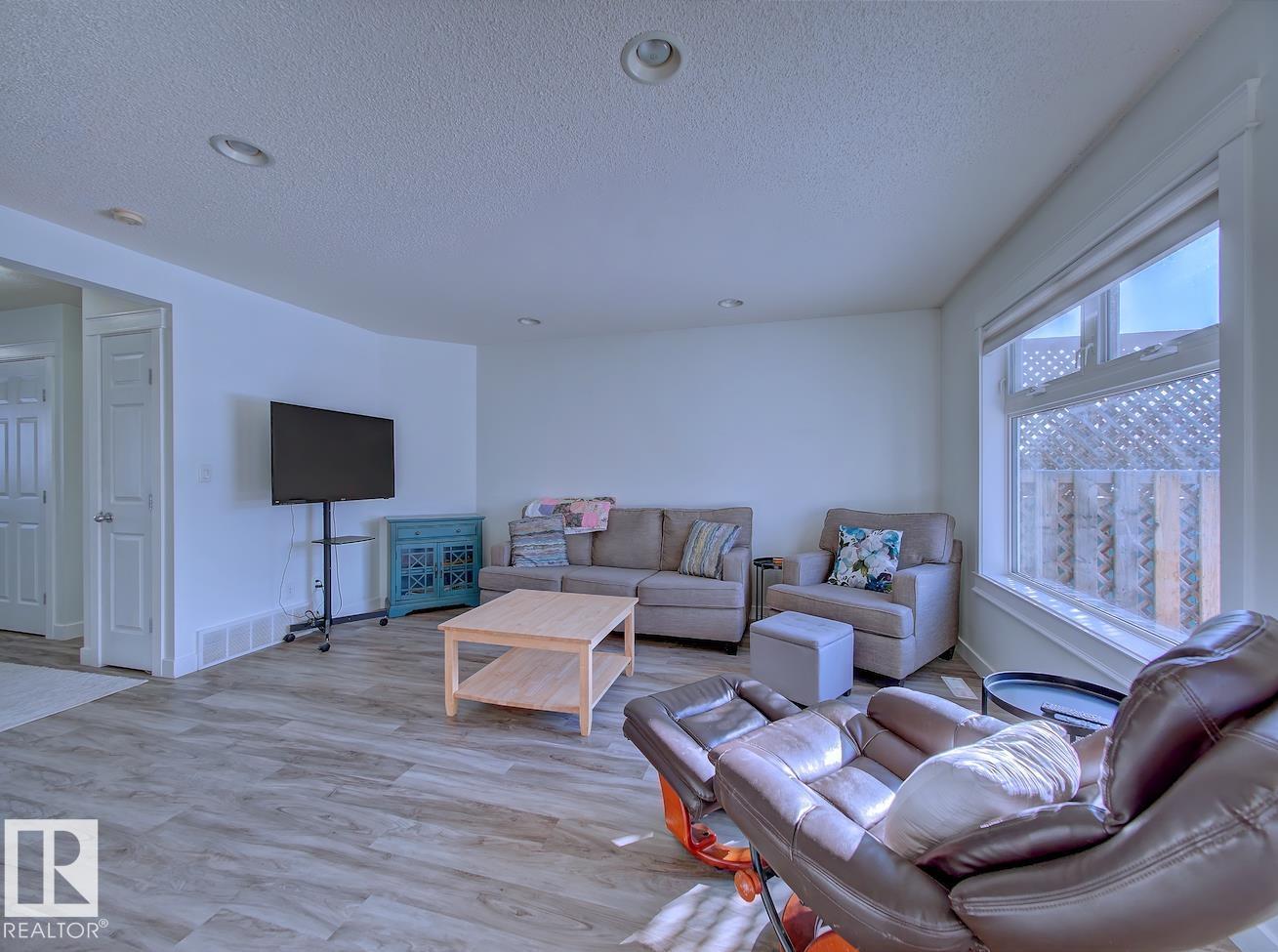 57 Westwood Ln, Fort Saskatchewan, Alberta  T8L 4N6 - Photo 8 - E4477650