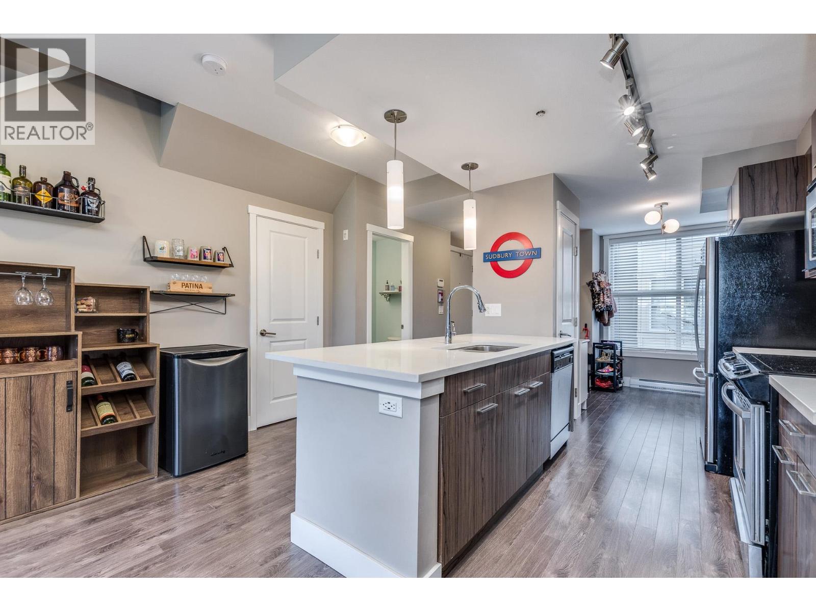 208 2110 Rowland Street, Port Coquitlam, British Columbia  V3C 0C2 - Photo 6 - R3088472