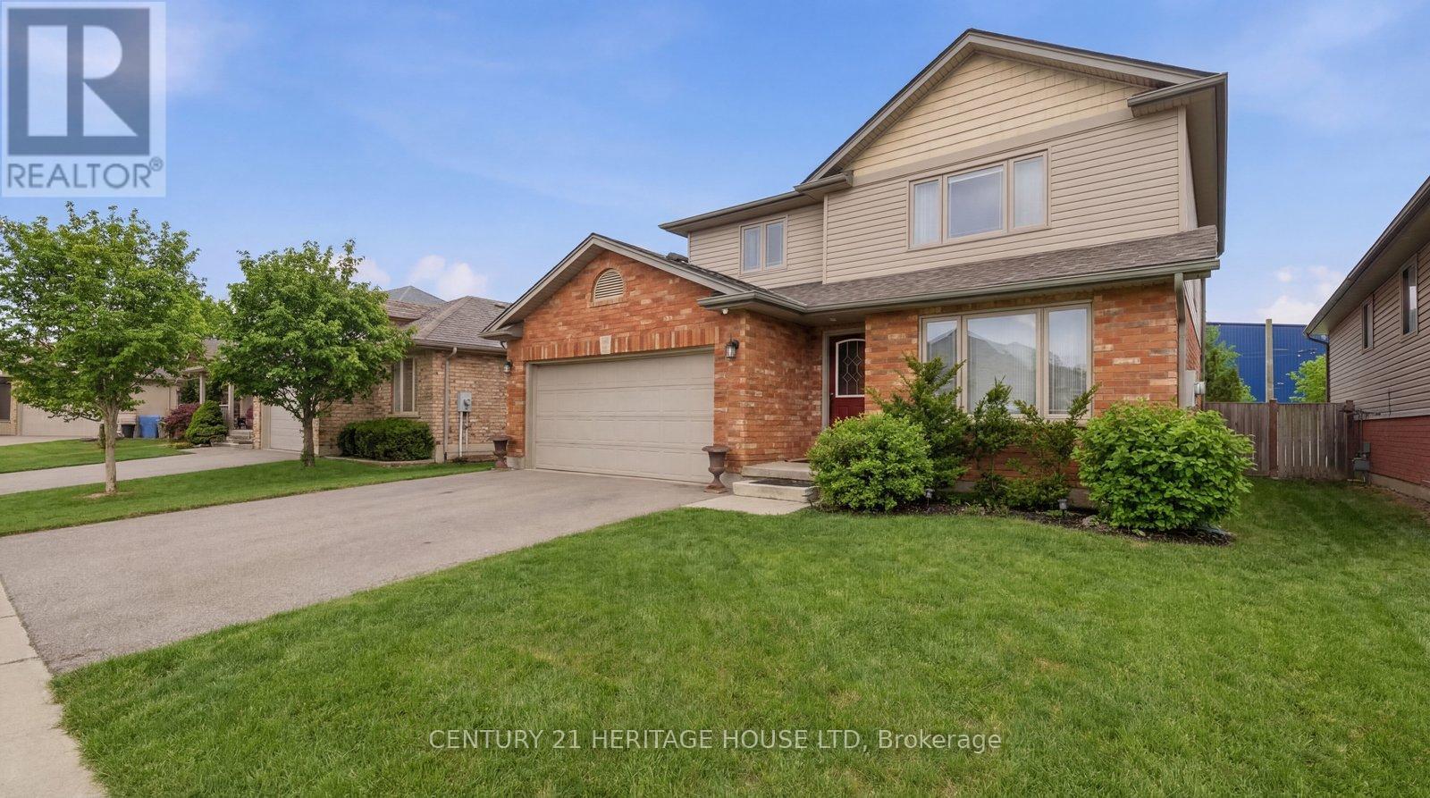 40 Mission Road, Brantford, Ontario  N3S 0A3 - Photo 3 - X12893650