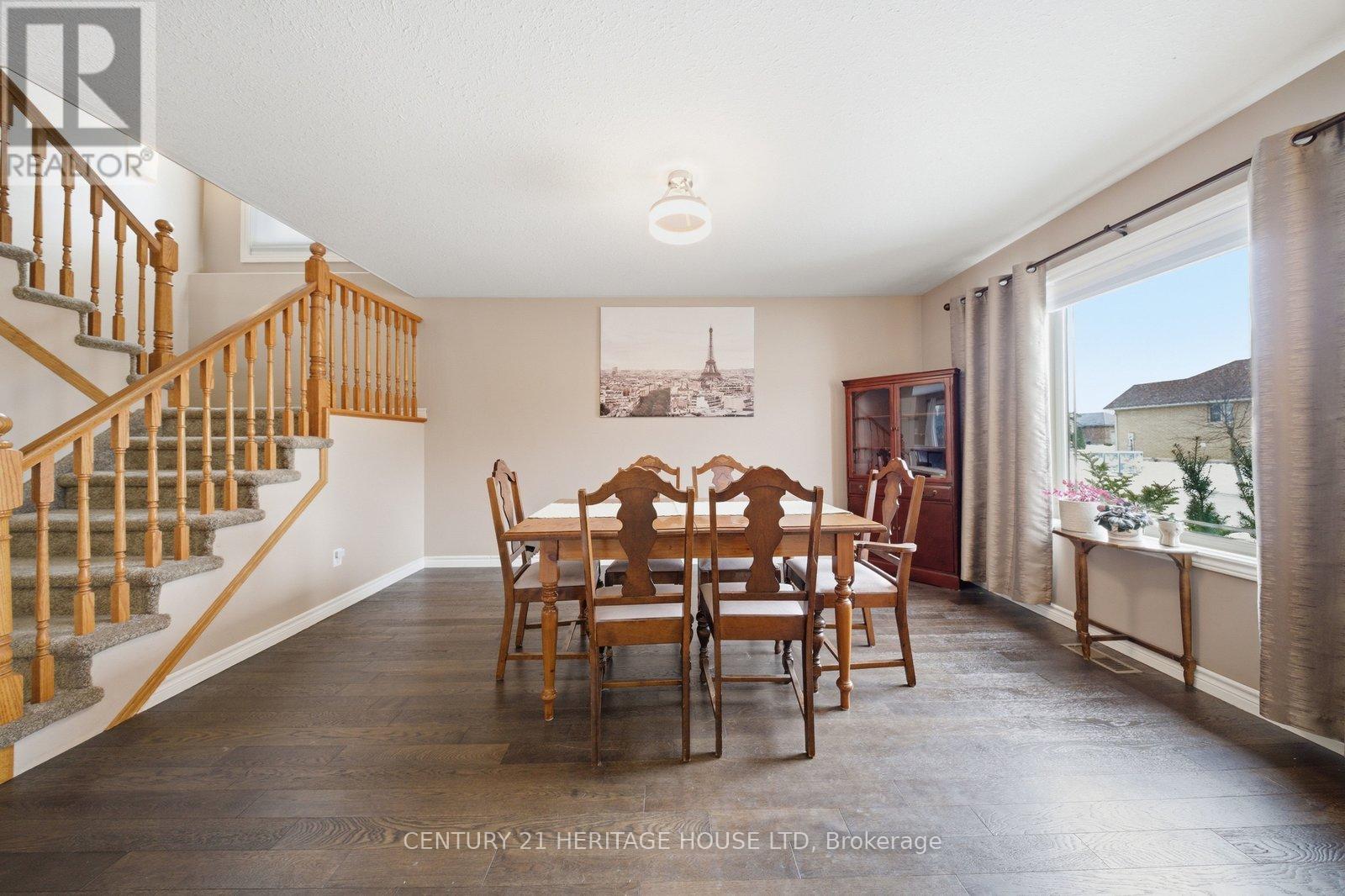 40 Mission Road, Brantford, Ontario  N3S 0A3 - Photo 6 - X12893650