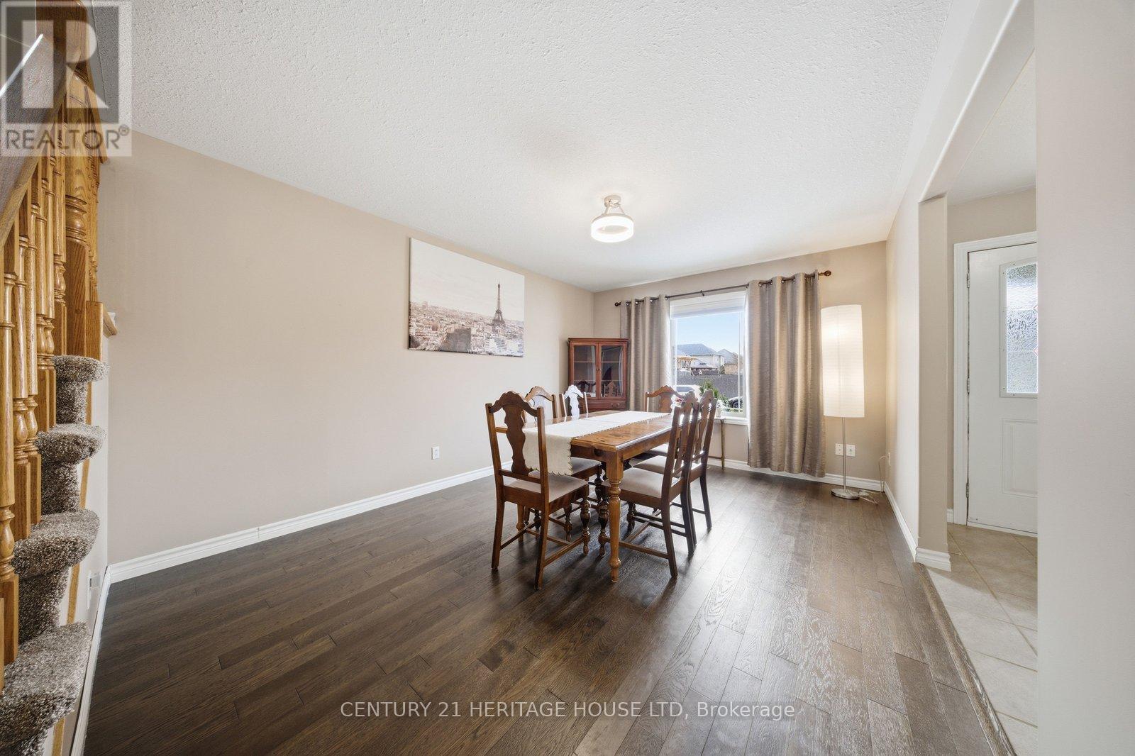 40 Mission Road, Brantford, Ontario  N3S 0A3 - Photo 8 - X12893650