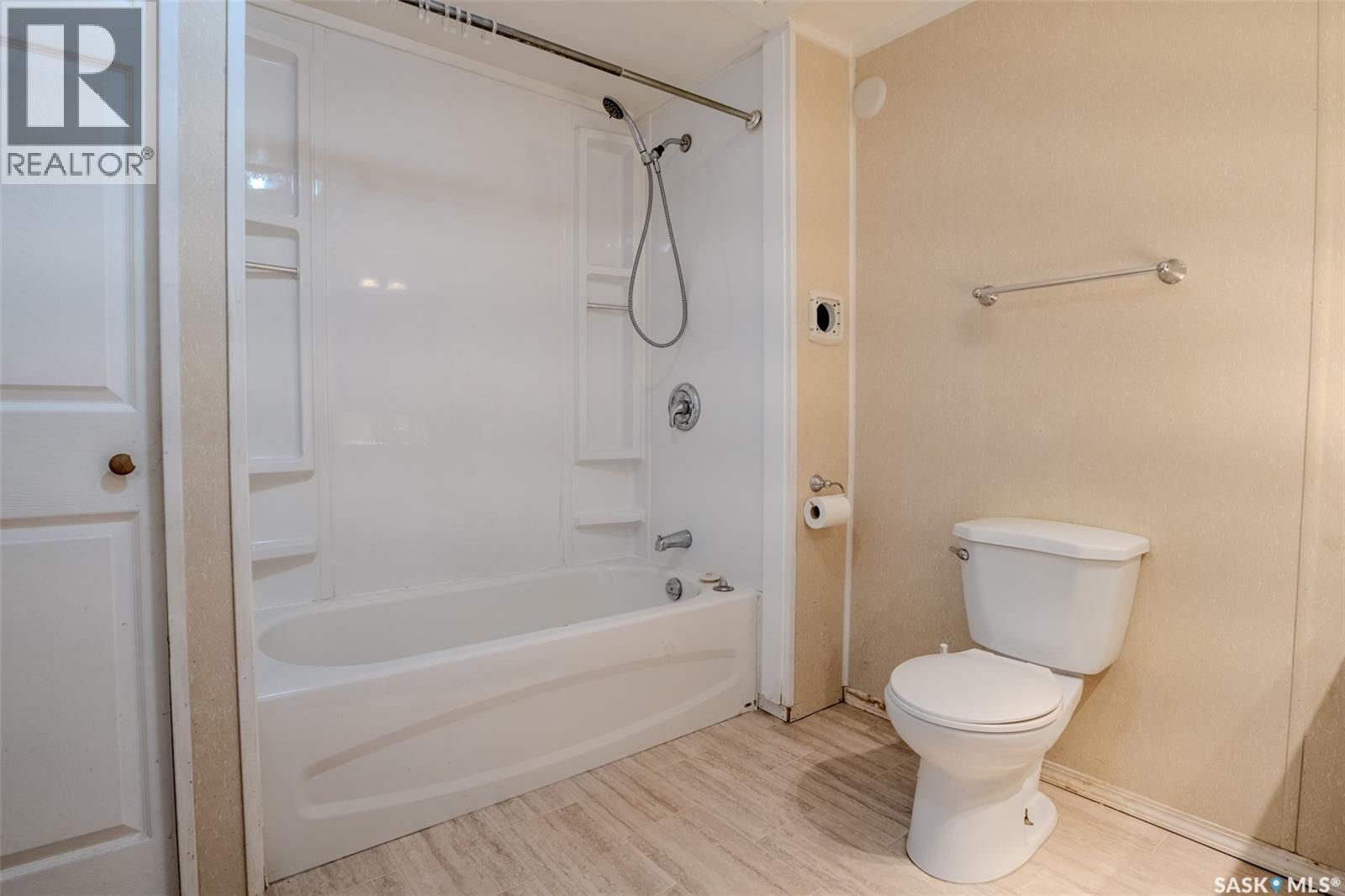 63 219 Grant Street, Saskatoon, Saskatchewan  S7N 2A5 - Photo 10 - SK030599