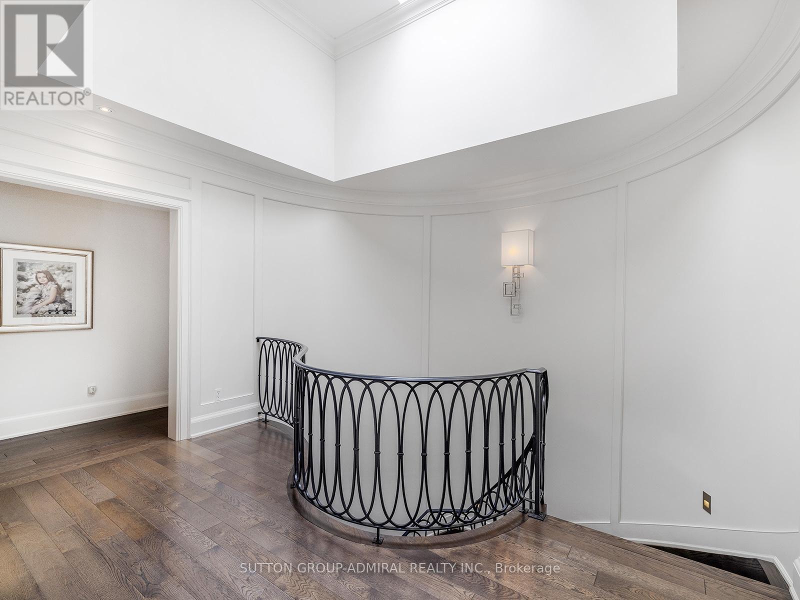 125 Sandringham Drive, Toronto, Ontario  M3H 1E2 - Photo 17 - C12893436