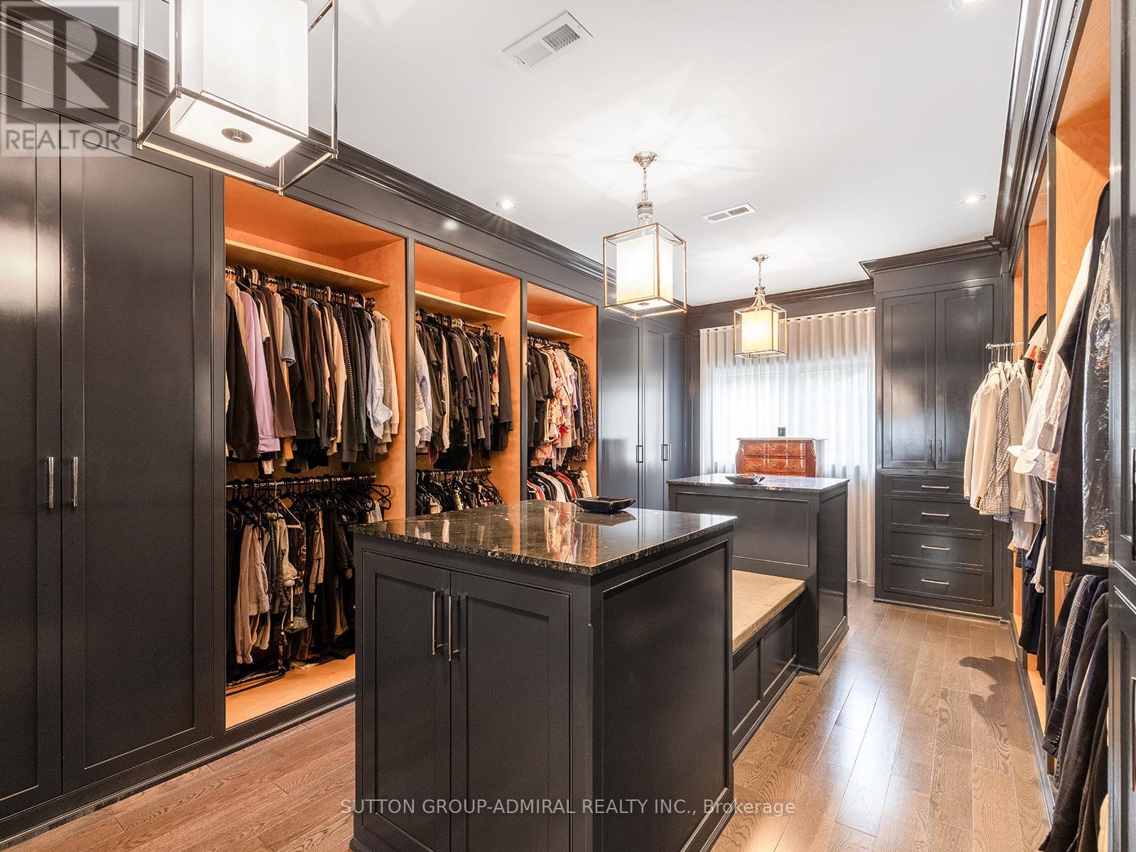 125 Sandringham Drive, Toronto, Ontario  M3H 1E2 - Photo 19 - C12893436