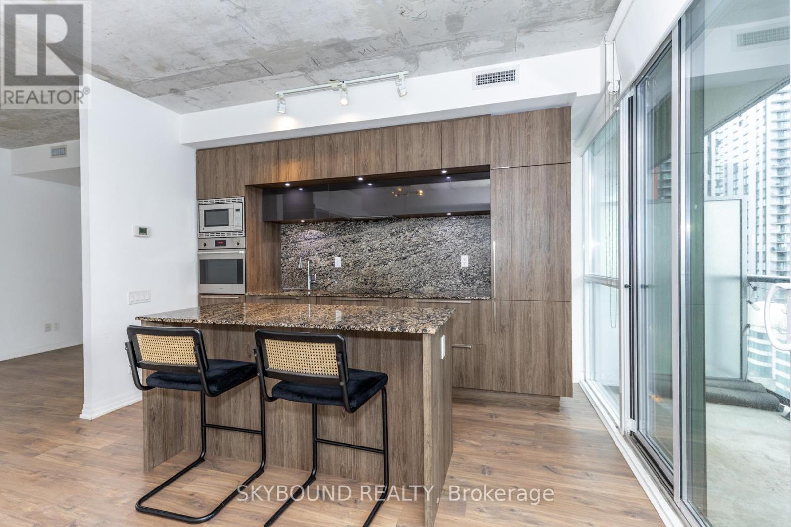 2704 - 88 Blue Jays Way, Toronto, Ontario  M5V 0L7 - Photo 11 - C12893564