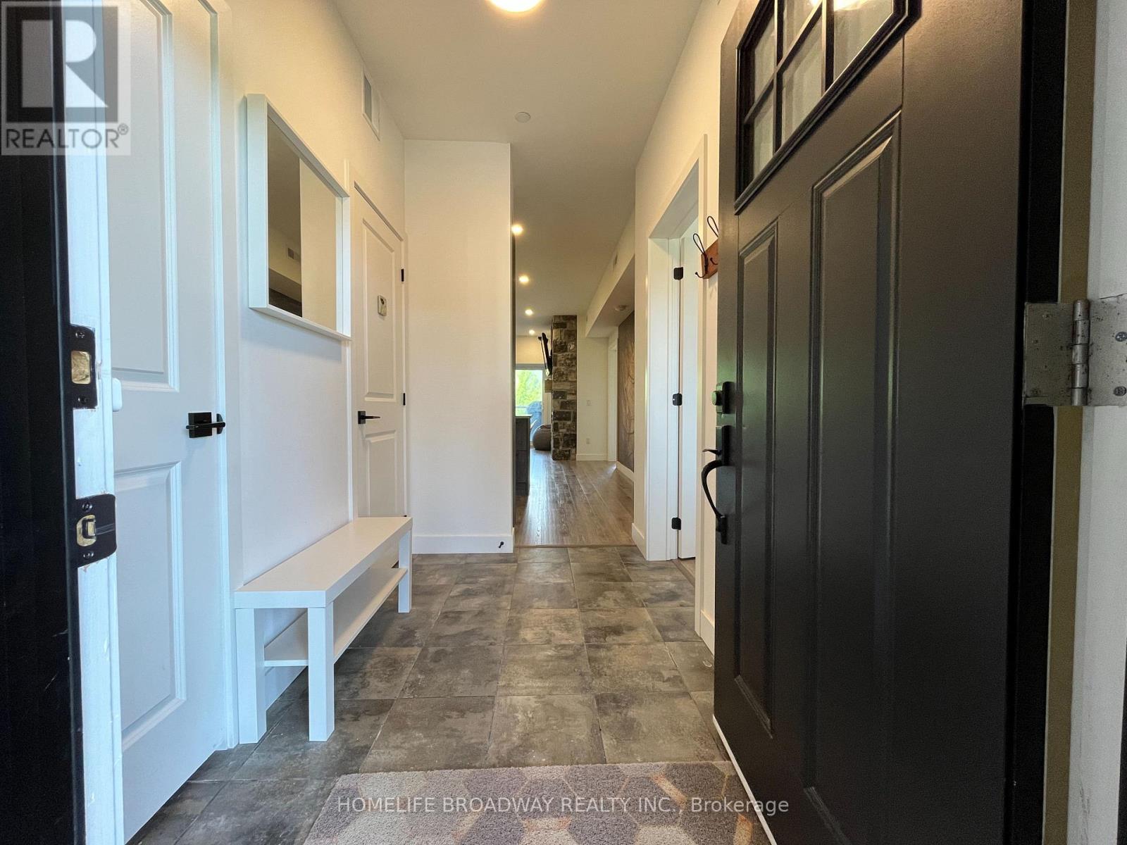 205 - 18 Beckwith Lane, Blue Mountains, Ontario  L9Y 3B6 - Photo 14 - X12893158