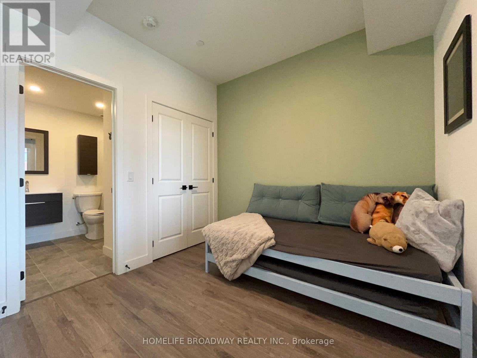 205 - 18 Beckwith Lane, Blue Mountains, Ontario  L9Y 3B6 - Photo 35 - X12893158