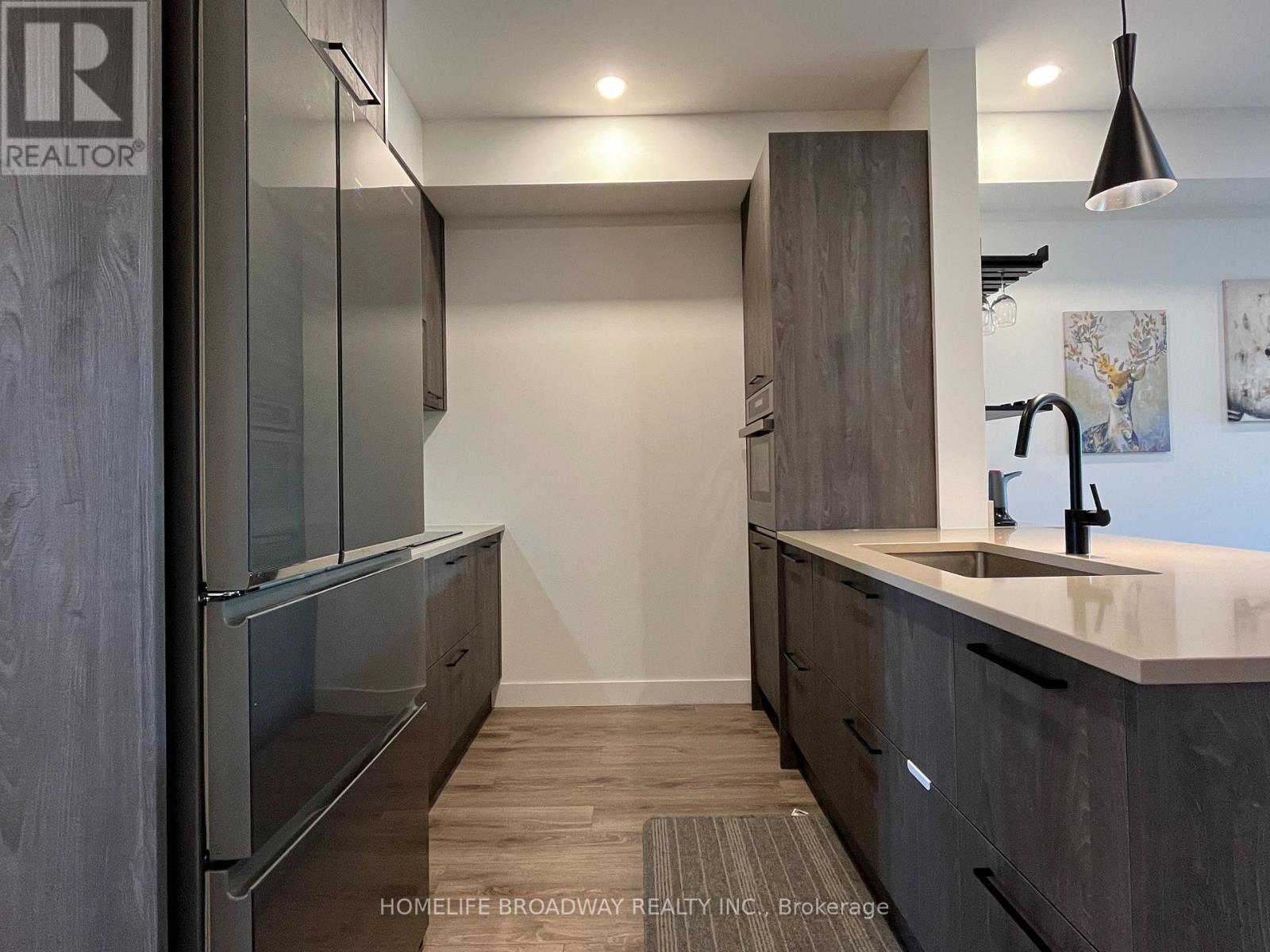 205 - 18 Beckwith Lane, Blue Mountains, Ontario  L9Y 3B6 - Photo 17 - X12893158