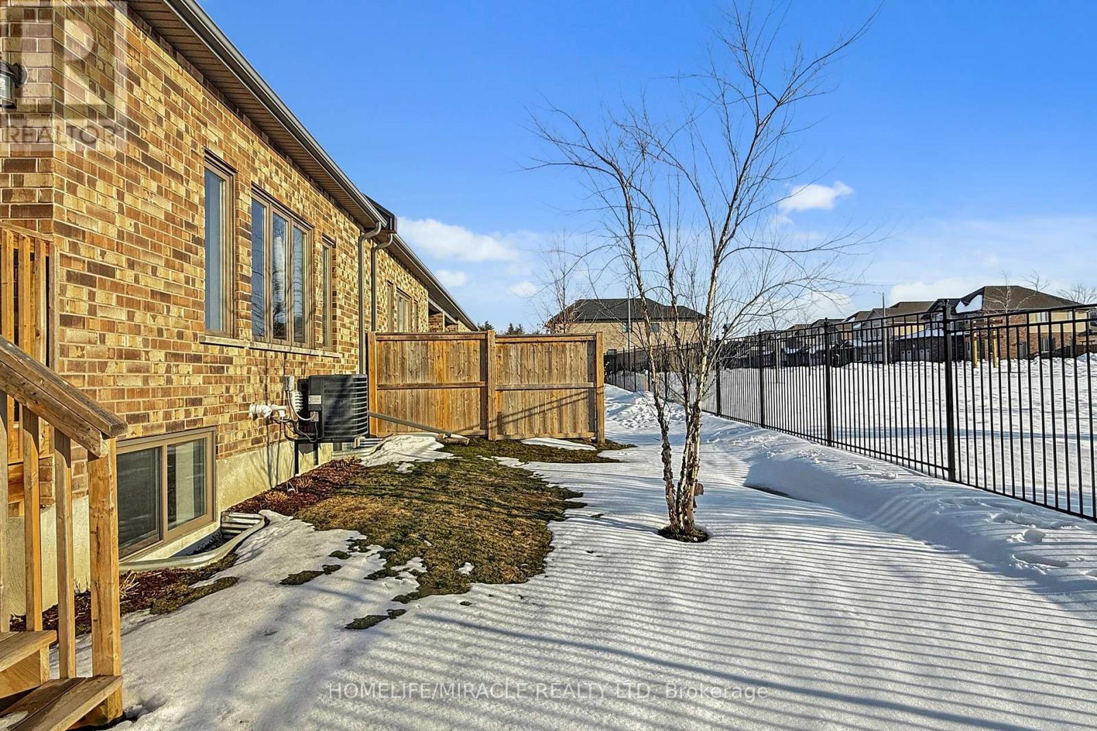 3 - 39 Kay Crescent, Guelph, Ontario  N1L 0N5 - Photo 11 - X12868834