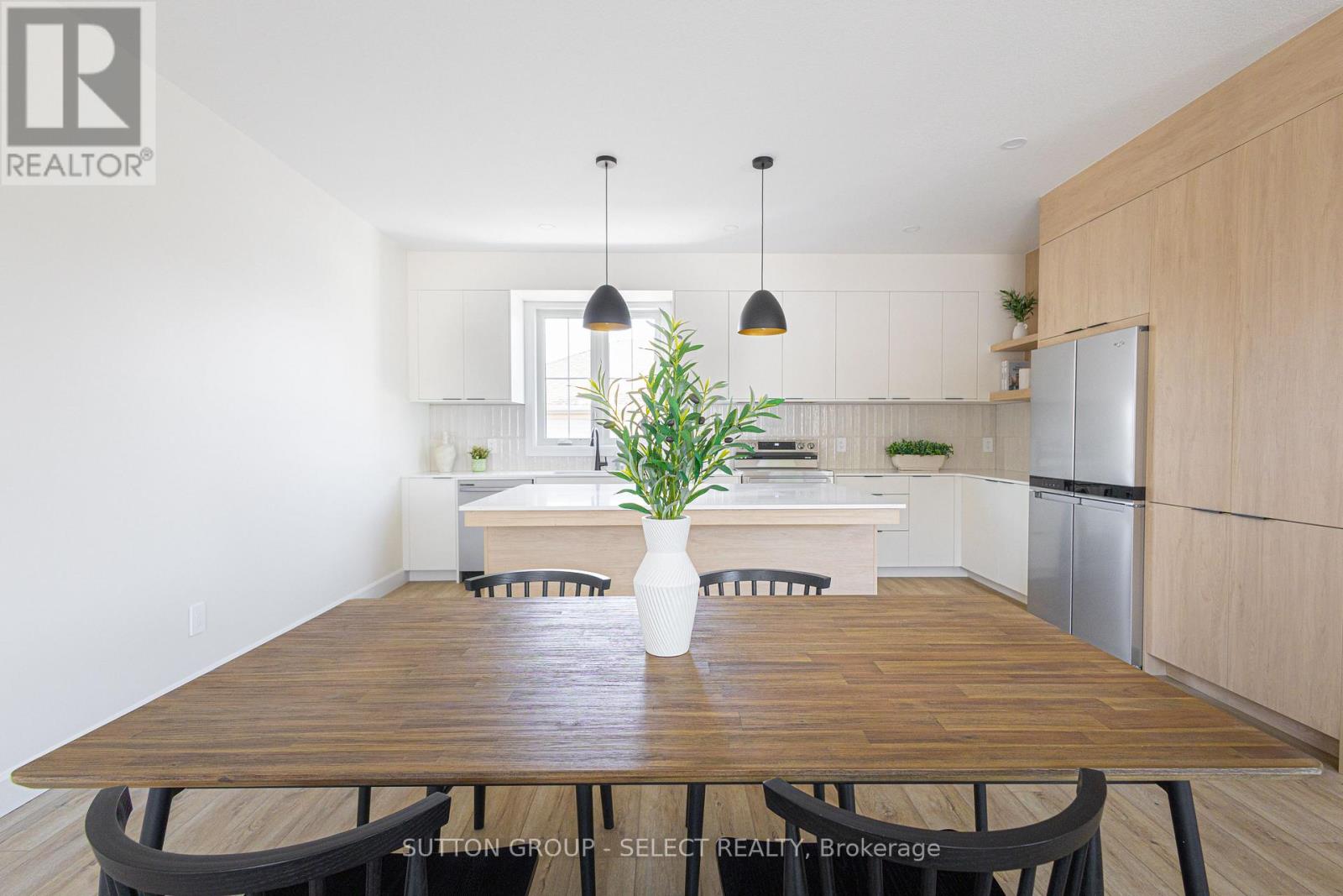 4 - 233 Upper Queen Street, Thames Centre, Ontario  N0M 2P0 - Photo 14 - X12575554