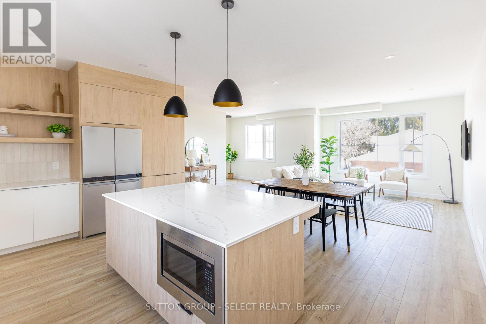 4 - 233 Upper Queen Street, Thames Centre, Ontario  N0M 2P0 - Photo 7 - X12575554