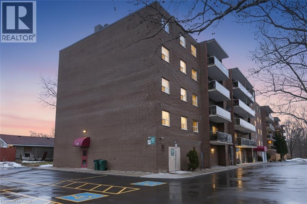 793 COLBORNE Street Unit# 205, Brantford, Ontario