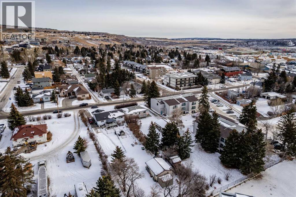 217 Ross Avenue, Cochrane, Alberta  T4C 1C9 - Photo 39 - A2278722