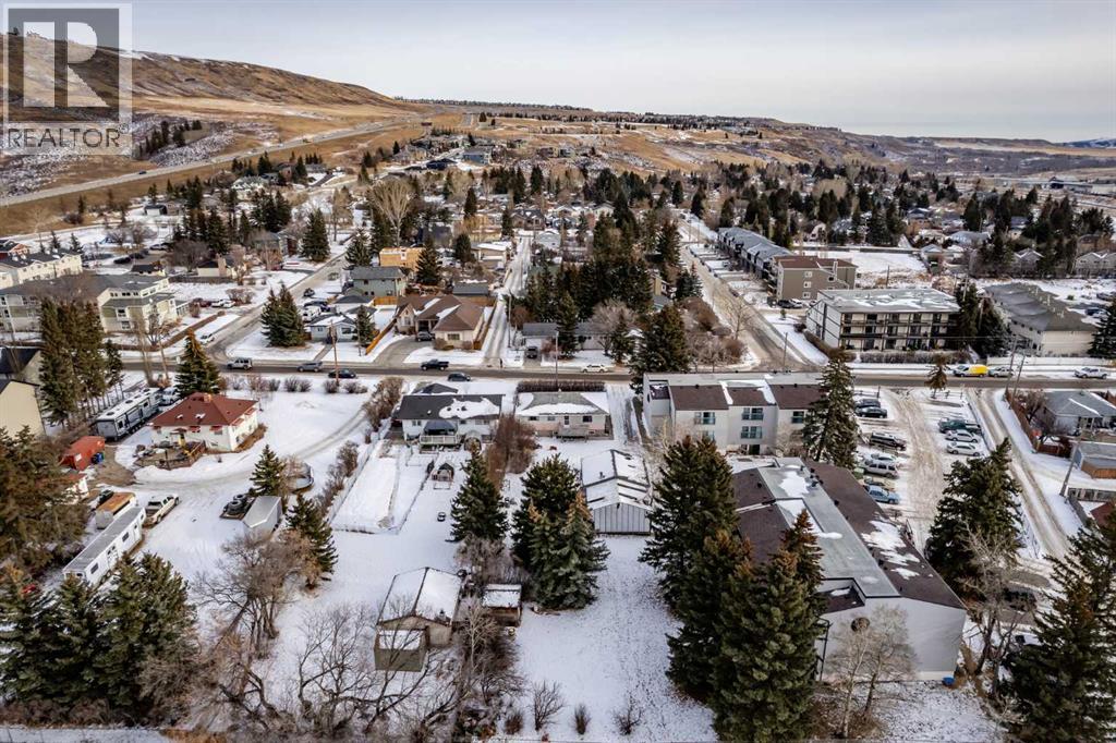 217 Ross Avenue, Cochrane, Alberta  T4C 1C9 - Photo 40 - A2278722