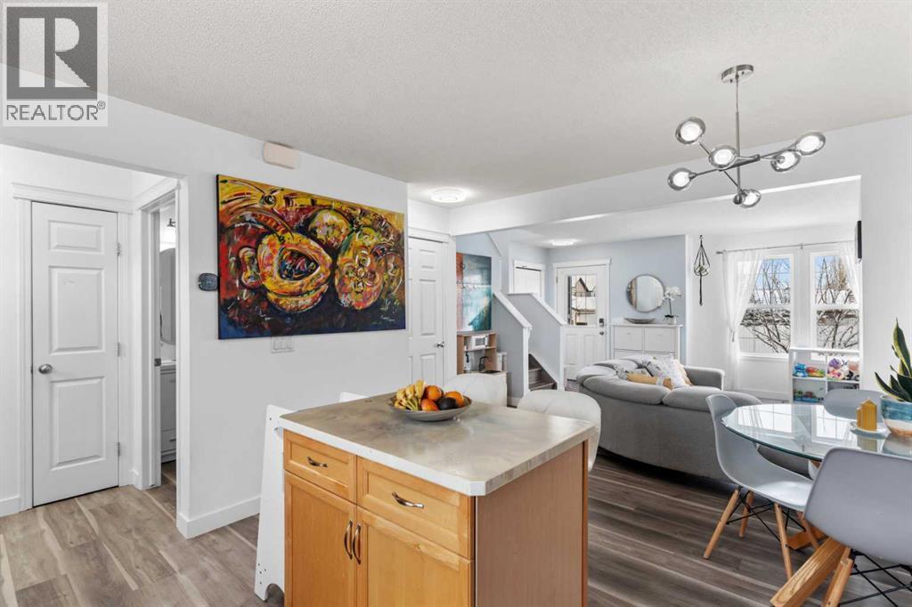 219 Silverado Plains Close Sw, Calgary, Alberta  T2X 0J2 - Photo 10 - A2293474