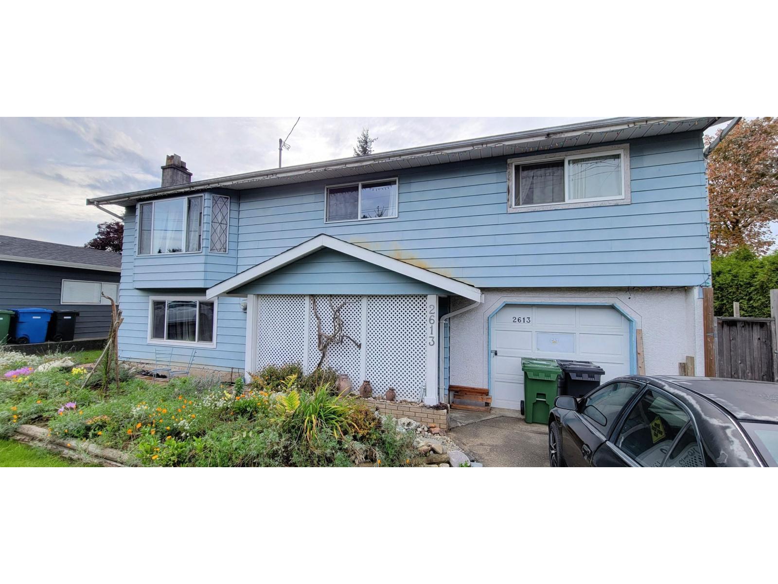2613 Moorland Street, Abbotsford, British Columbia  V2T 3V2 - Photo 3 - R3097256