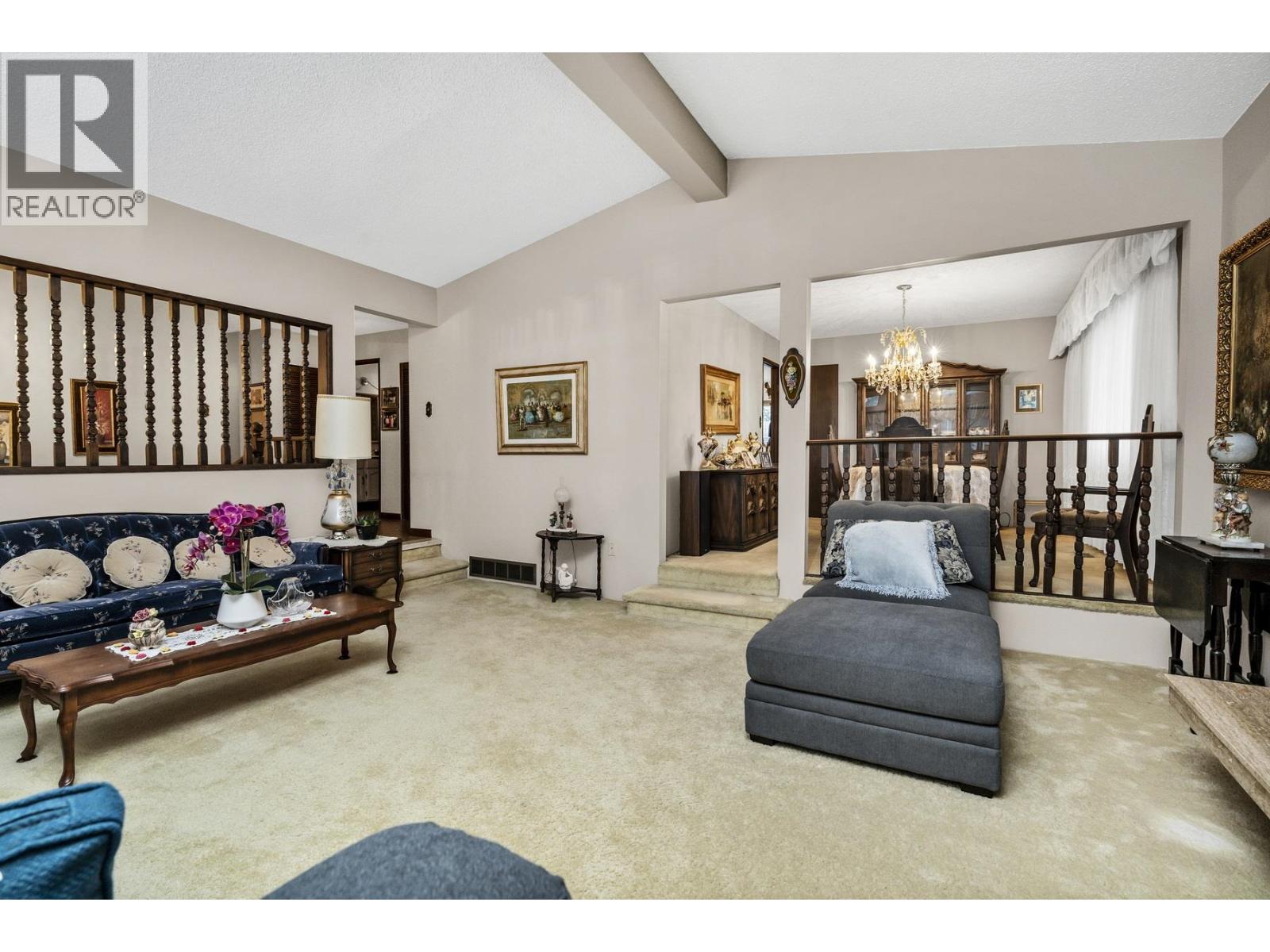 7615 Lawrence Drive, Burnaby, British Columbia  V5A 3M6 - Photo 8 - R3100725