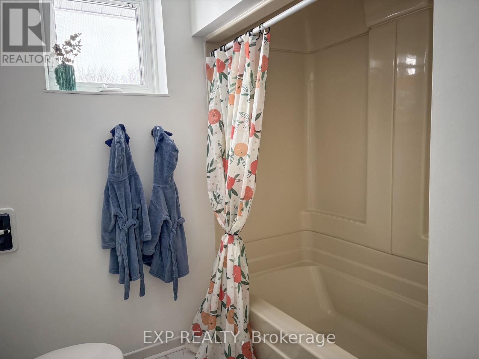 934 Raglan Street S, Renfrew, Ontario  K7V 1S4 - Photo 13 - X12893718