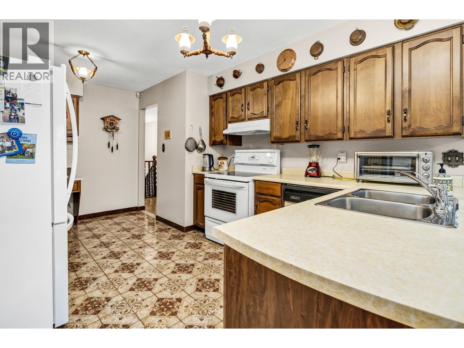 7615 Lawrence Drive, Burnaby, British Columbia  V5A 3M6 - Photo 16 - R3100725