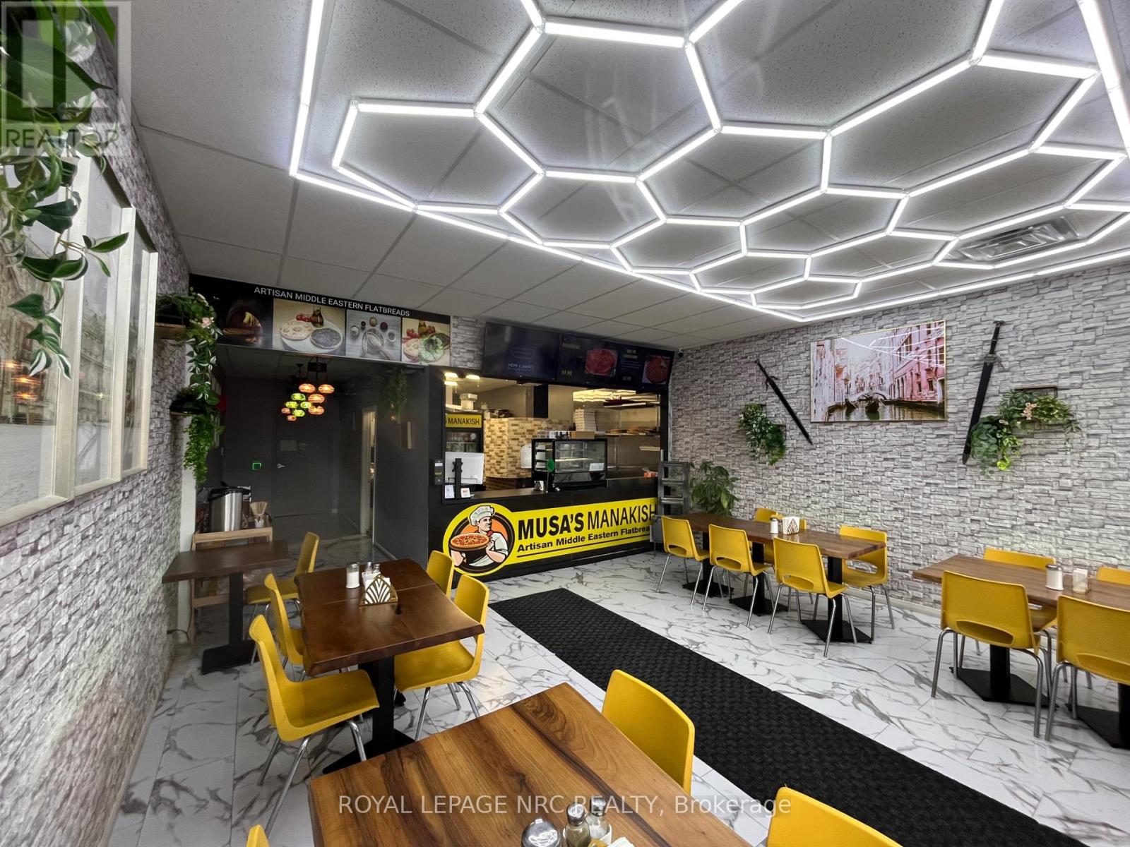 Unit# 6 - 191 Welland Avenue, St. Catharines (Downtown), Ontario  L2R 2P2 - Photo 18 - X12893680