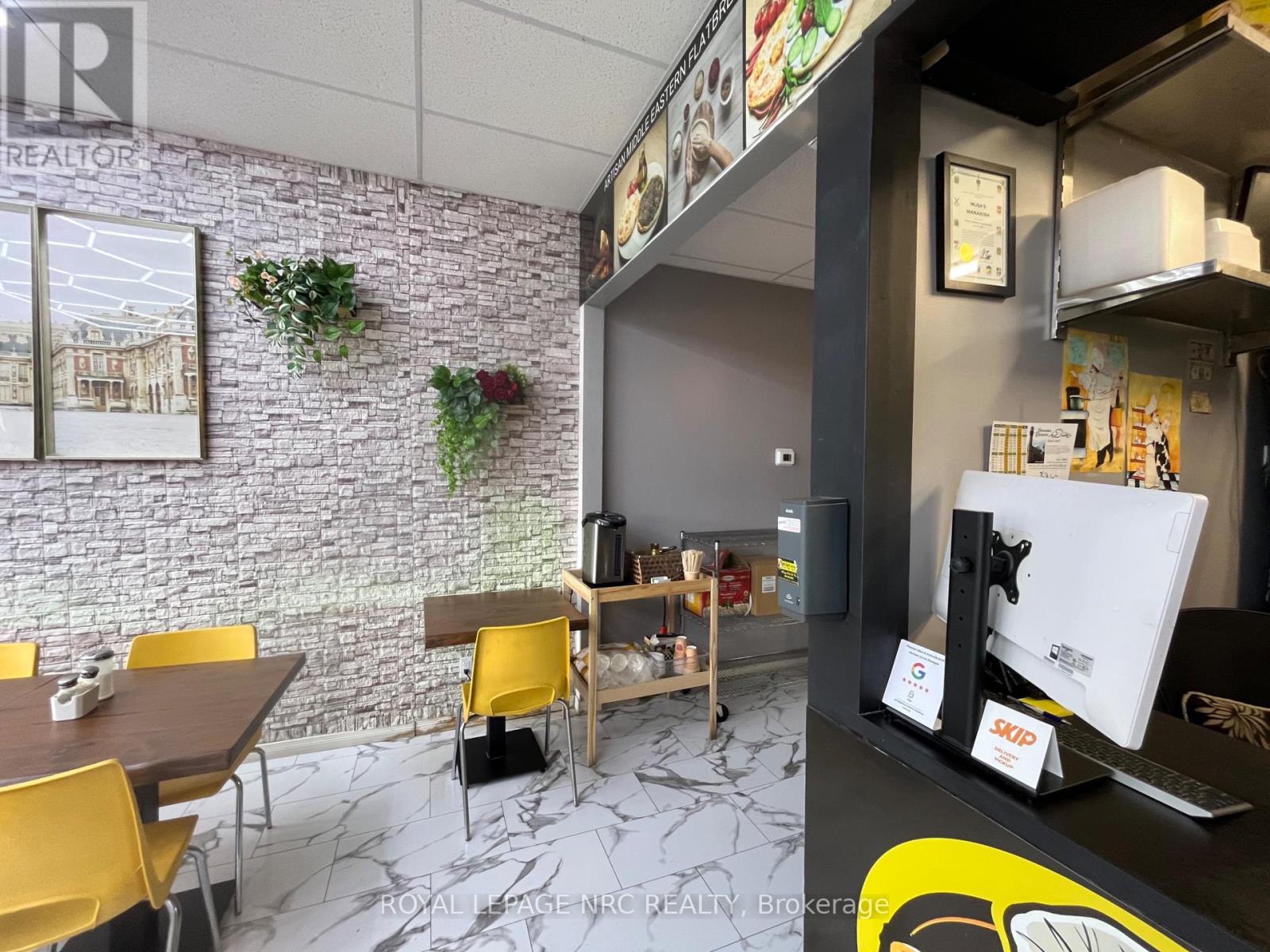 Unit# 6 - 191 Welland Avenue, St. Catharines (Downtown), Ontario  L2R 2P2 - Photo 5 - X12893680