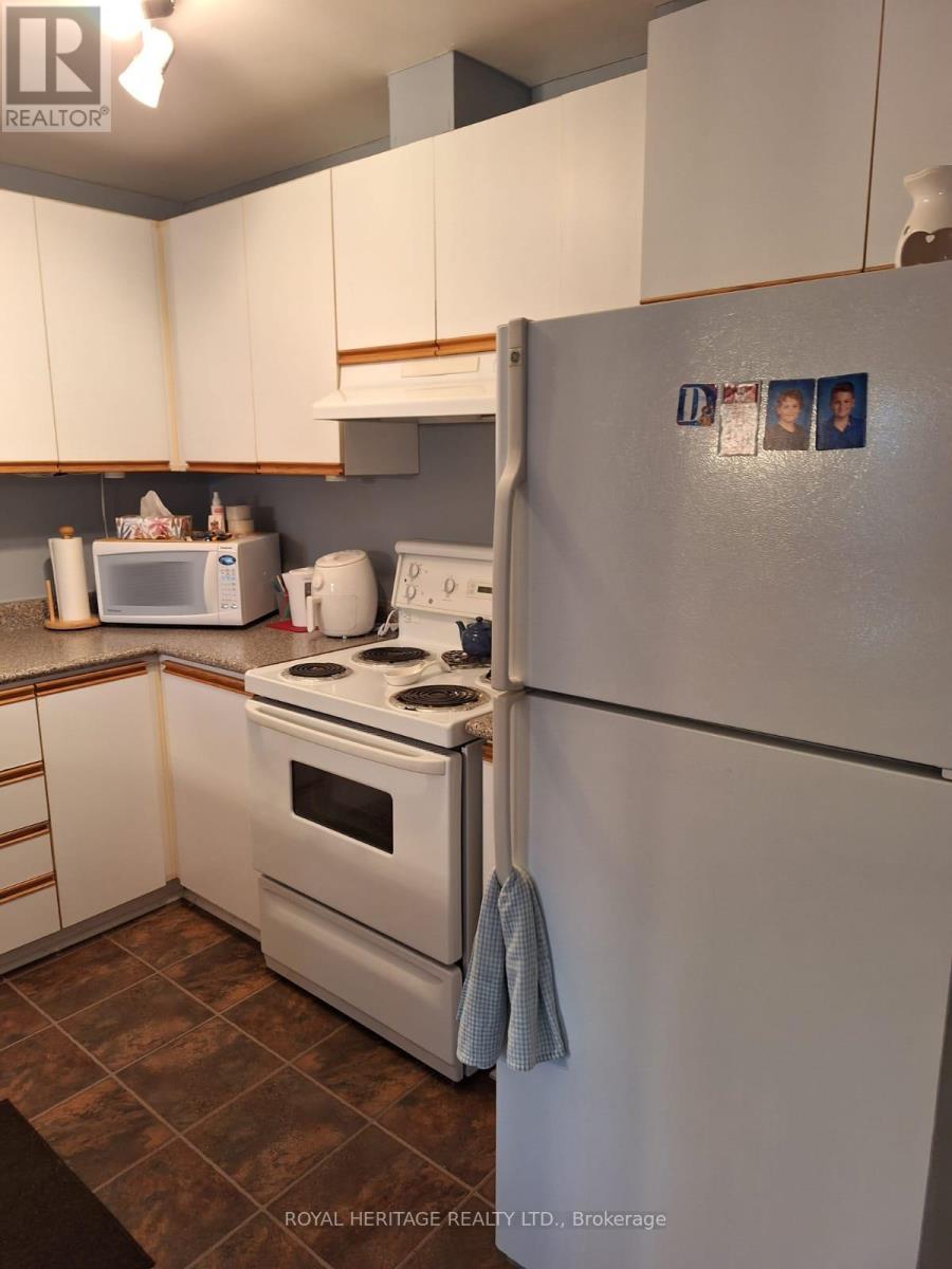 6 - 677 Marksbury Road, Pickering (West Shore), Ontario  L1W 2T3 - Photo 12 - E12851788