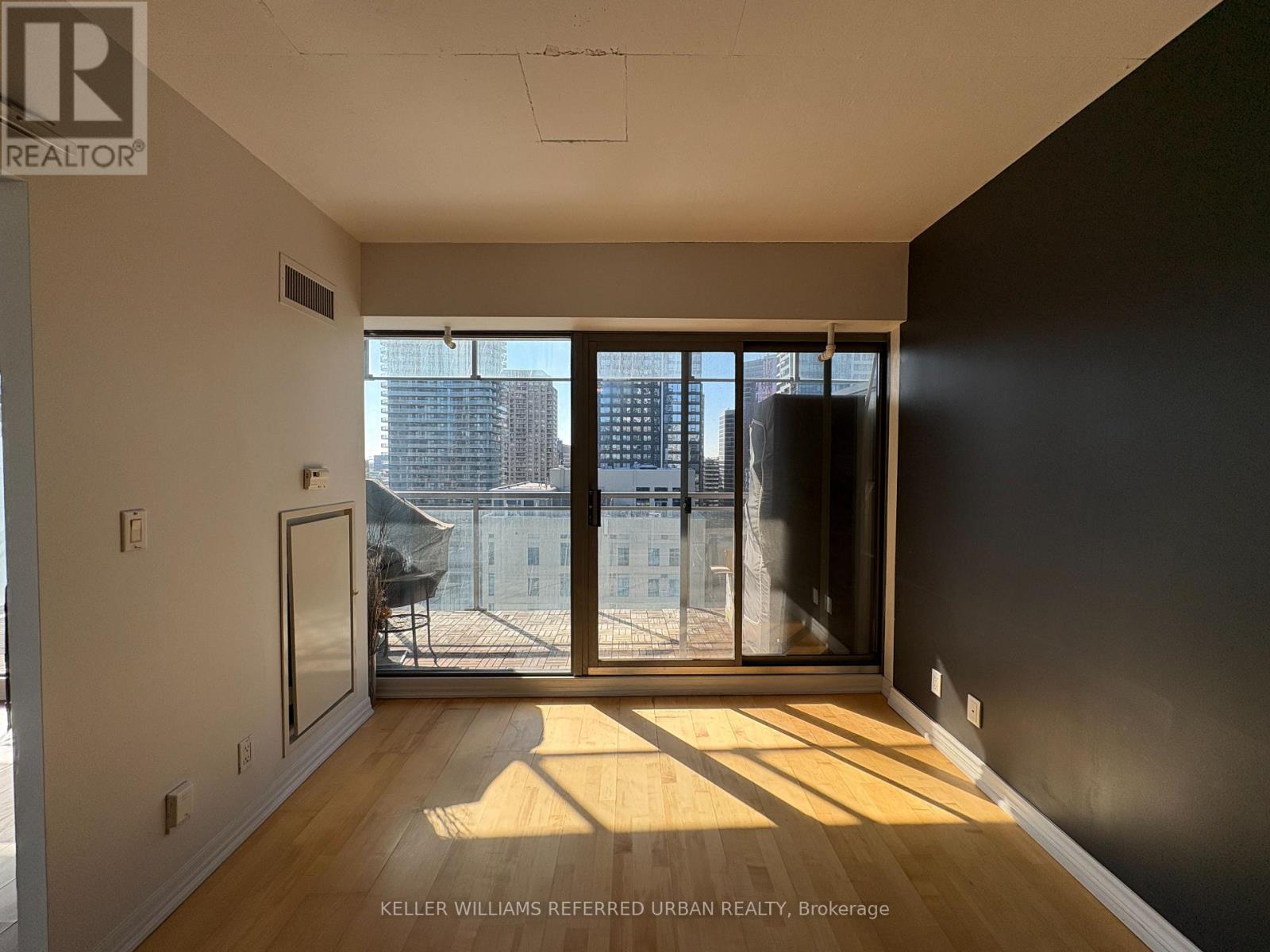 1704 - 22 Wellesley Street E, Toronto (Church-Yonge Corridor), Ontario  M4Y 1G3 - Photo 4 - C12862566