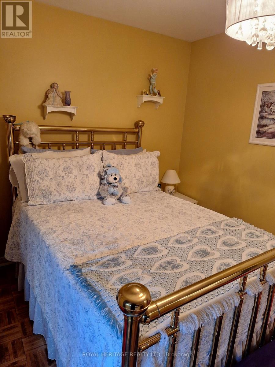 6 - 677 Marksbury Road, Pickering (West Shore), Ontario  L1W 2T3 - Photo 3 - E12851788