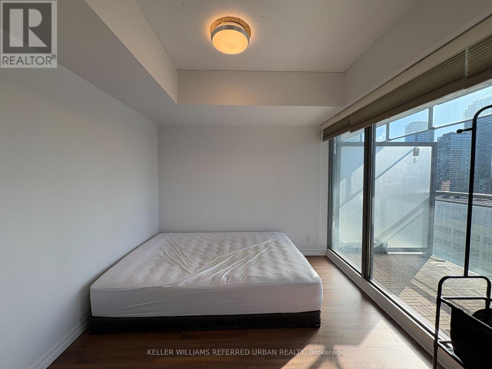 1704 - 22 Wellesley Street E, Toronto (Church-Yonge Corridor), Ontario  M4Y 1G3 - Photo 6 - C12862566