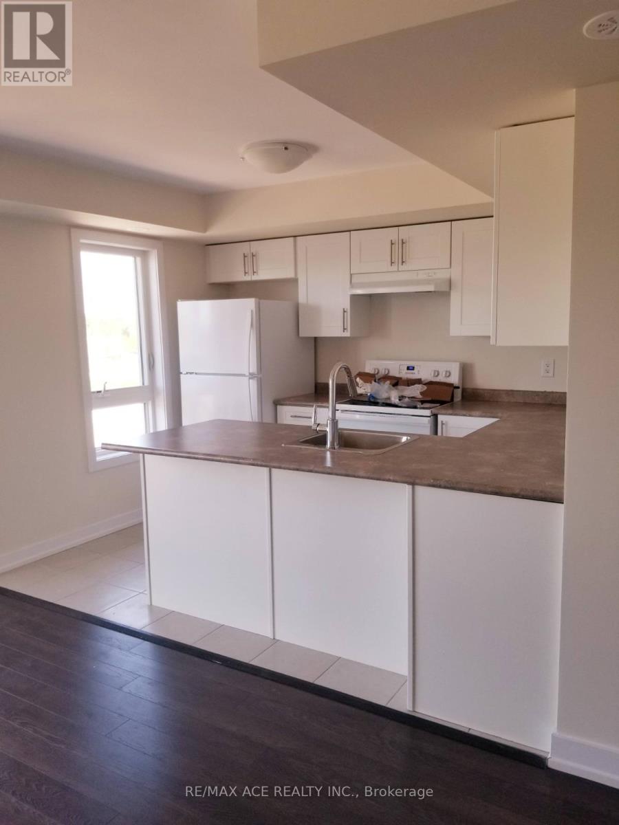 611 - 50 Dunsheath Way, Markham, Ontario  L6B 1N3 - Photo 3 - N12892516