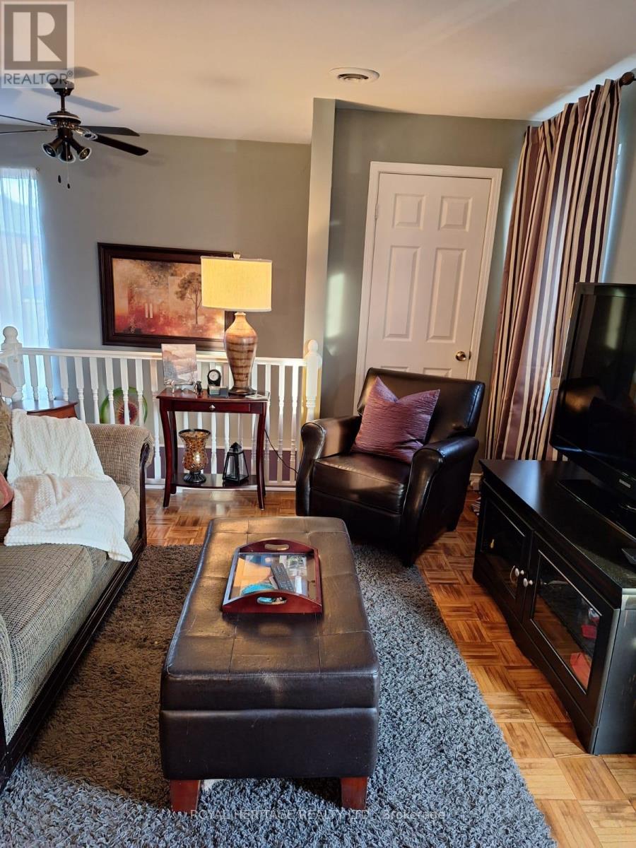 6 - 677 Marksbury Road, Pickering (West Shore), Ontario  L1W 2T3 - Photo 9 - E12851788