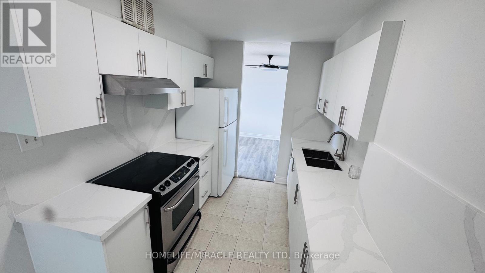 307 - 2645 Kipling Avenue, Toronto, Ontario  M9V 3S6 - Photo 8 - W12891590