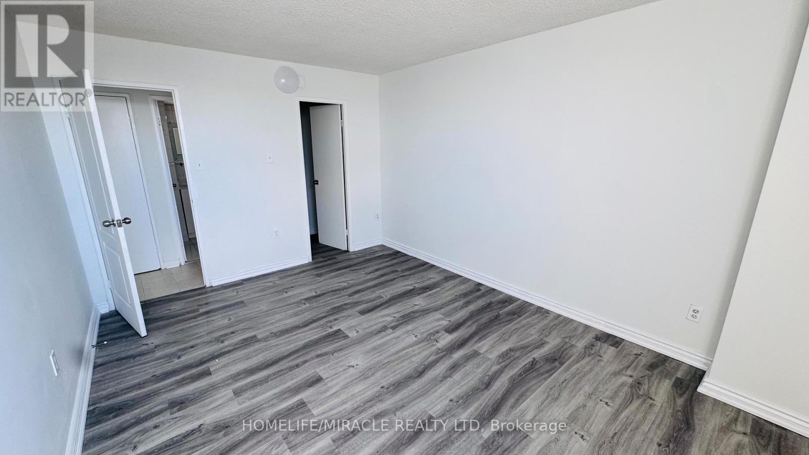 307 - 2645 Kipling Avenue, Toronto, Ontario  M9V 3S6 - Photo 18 - W12891590