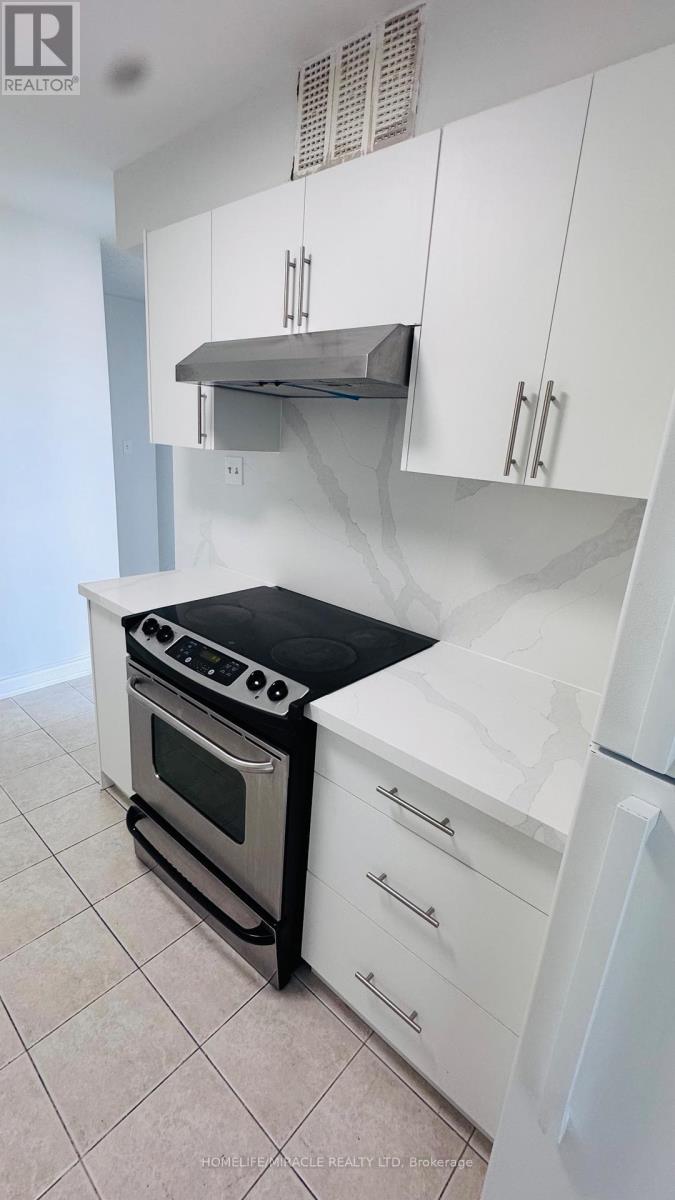 307 - 2645 Kipling Avenue, Toronto, Ontario  M9V 3S6 - Photo 2 - W12891590