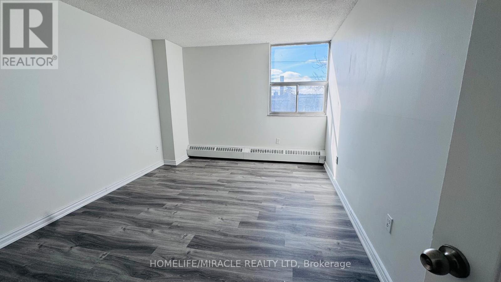 307 - 2645 Kipling Avenue, Toronto, Ontario  M9V 3S6 - Photo 23 - W12891590