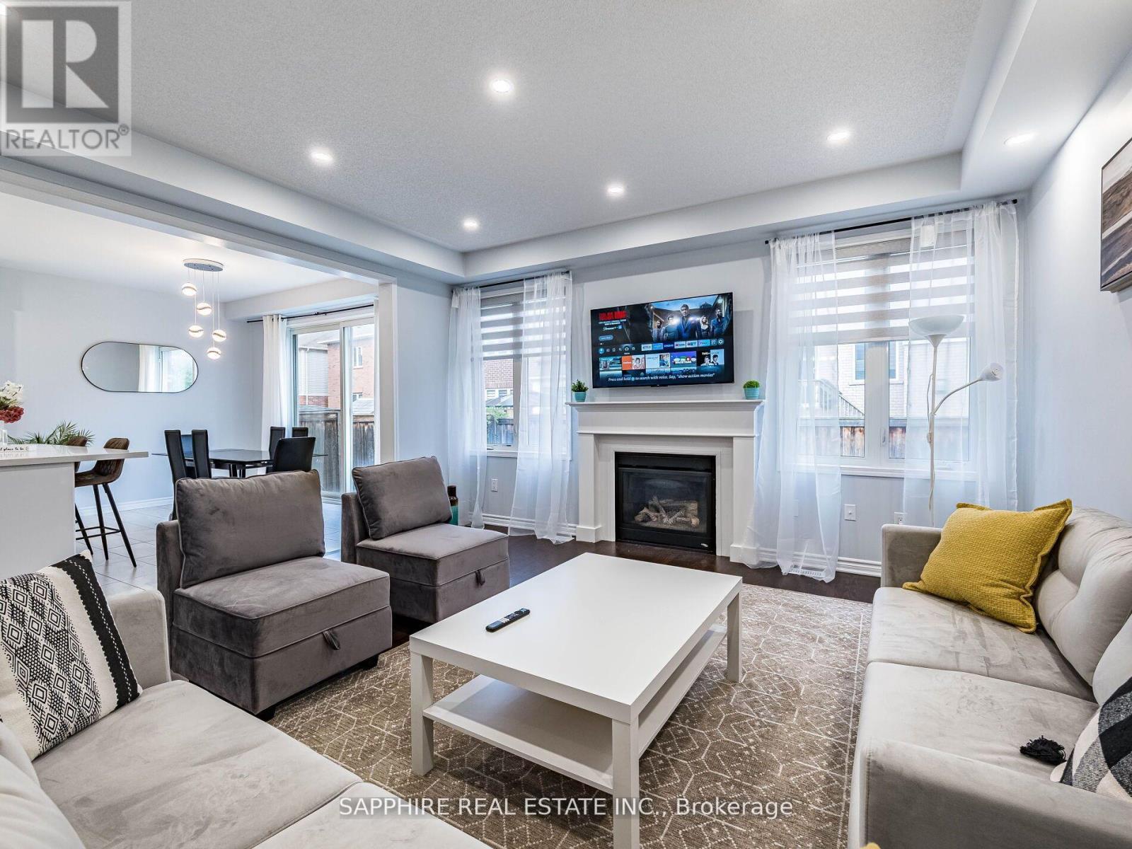 325 Trudeau (Upstairs) Drive, Milton (Cl Clarke), Ontario  L9T 8Y7 - Photo 11 - W12893580